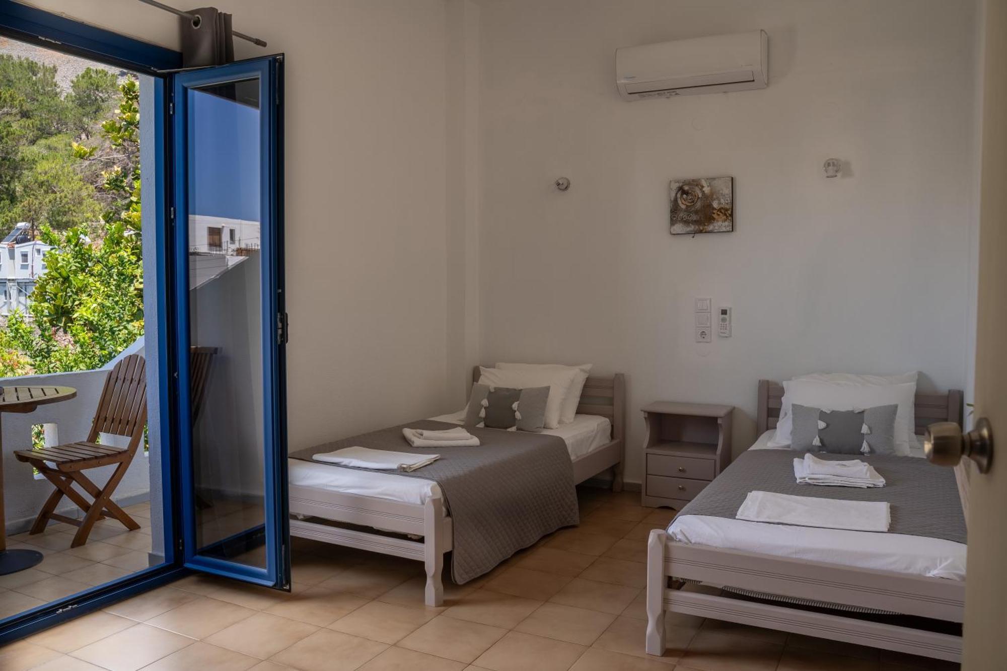Giannis Rooms Айіа-Румелі Екстер'єр фото