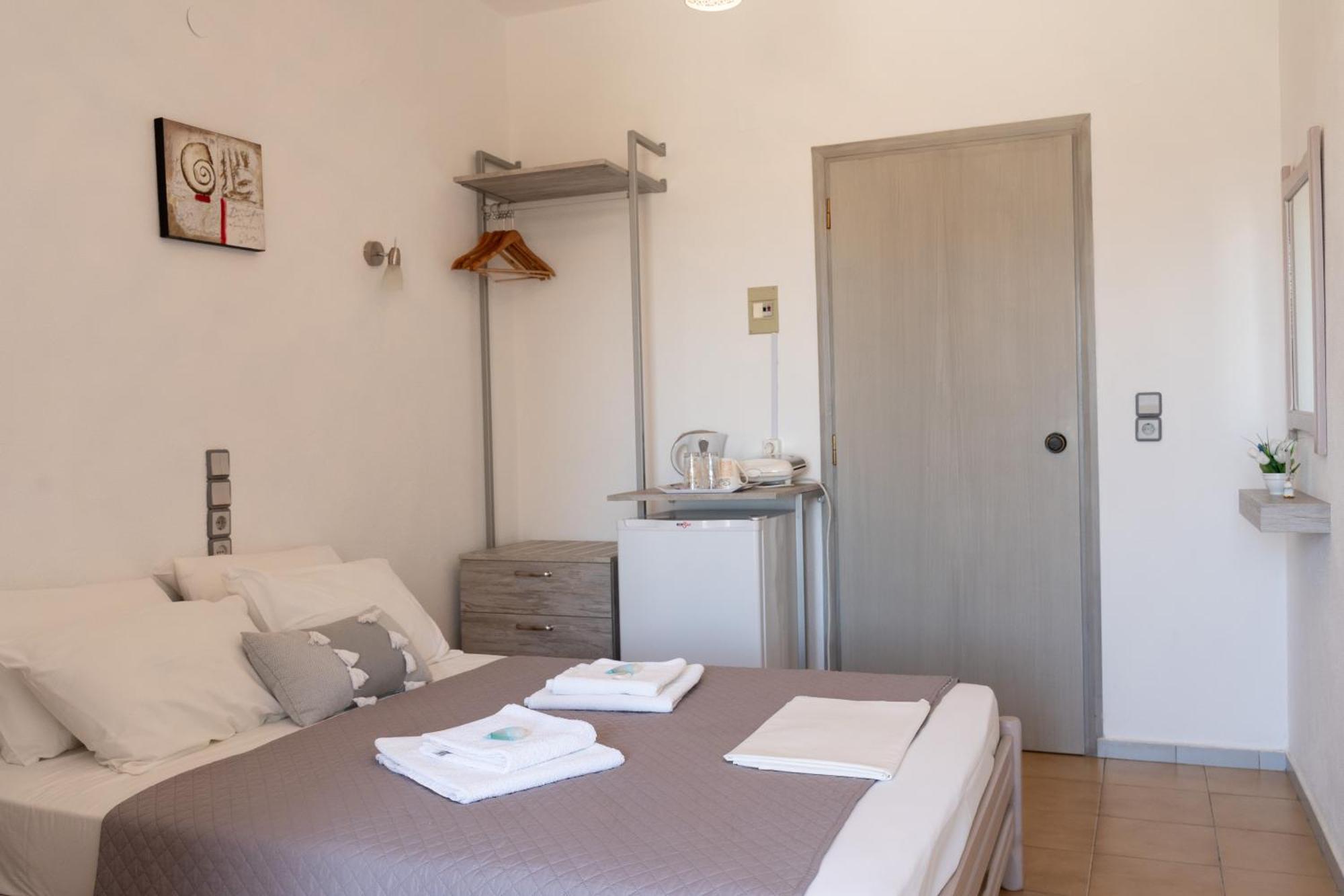 Giannis Rooms Айіа-Румелі Екстер'єр фото